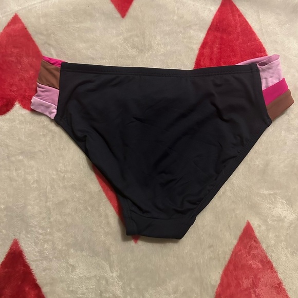 NWOT Robin Piccone Twist Front Banded Hipster Bikini Bottom in Crew - Picture 4 of 9
